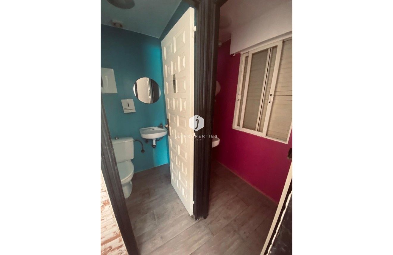 Segunda mano - Chalet -
Torrevieja - Parque Acuático - Sector 25