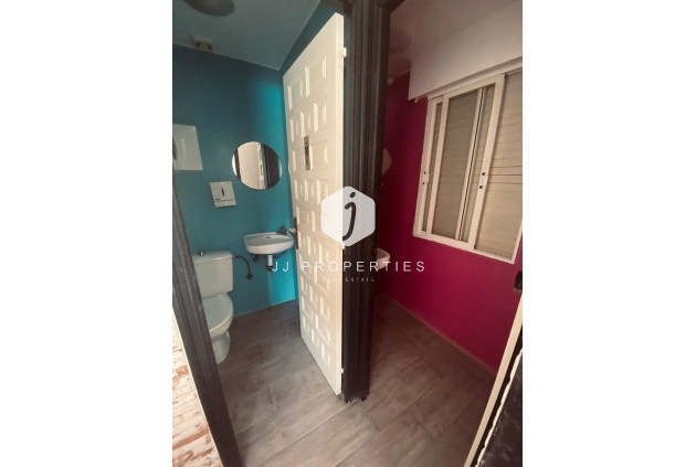 Segunda mano - Chalet -
Torrevieja - Parque Acuático - Sector 25