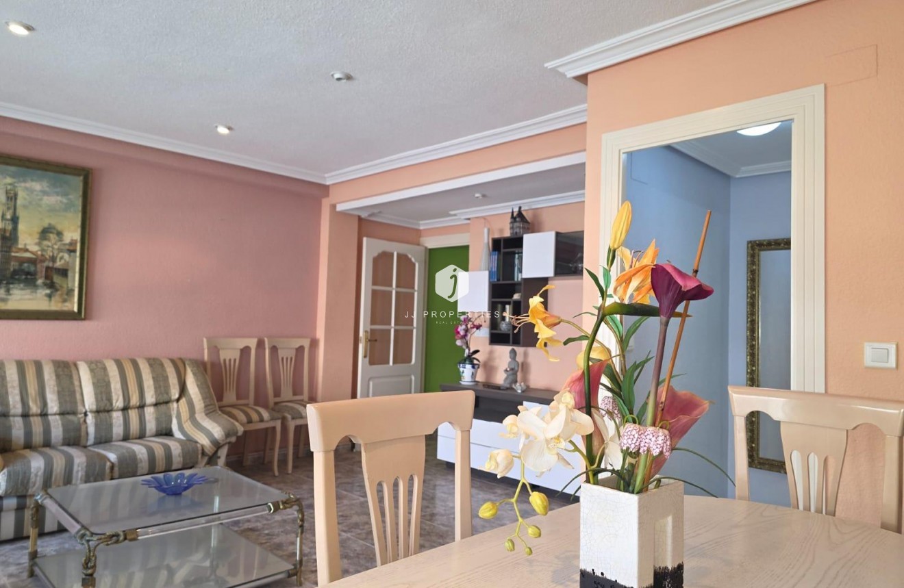 Segunda mano - Apartamento / piso -
Torrevieja - Acequion