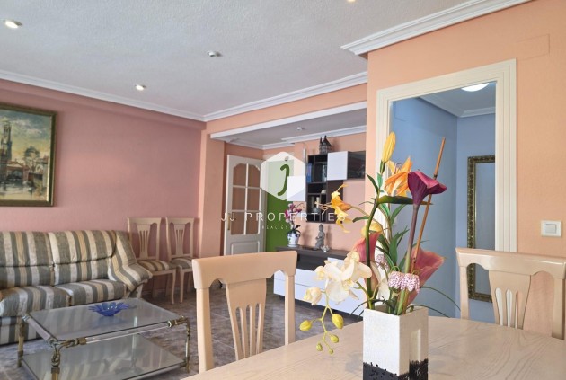 Segunda mano - Apartamento / piso -
Torrevieja - Acequion