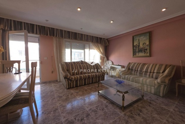 Segunda mano - Apartamento / piso -
Torrevieja - Acequion