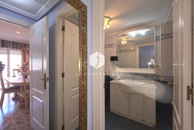 Segunda mano - Apartamento / piso -
Torrevieja - Acequion