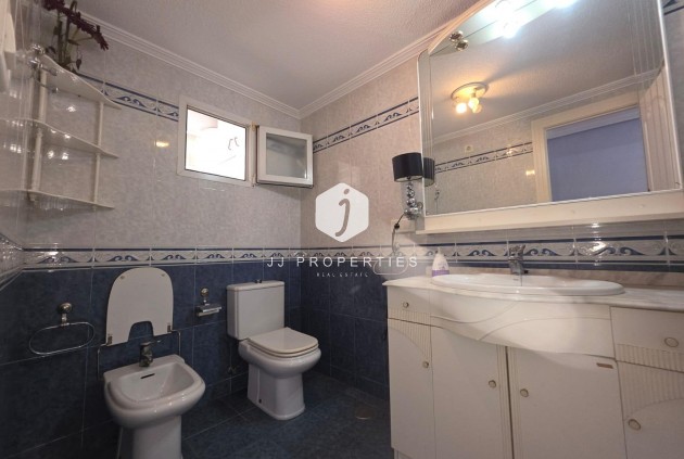 Segunda mano - Apartamento / piso -
Torrevieja - Acequion