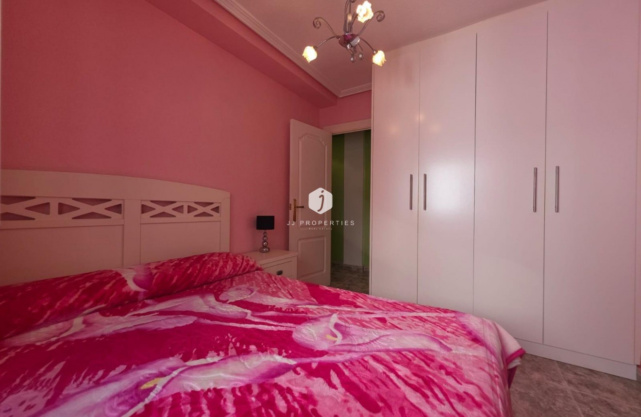 Segunda mano - Apartamento / piso -
Torrevieja - Acequion