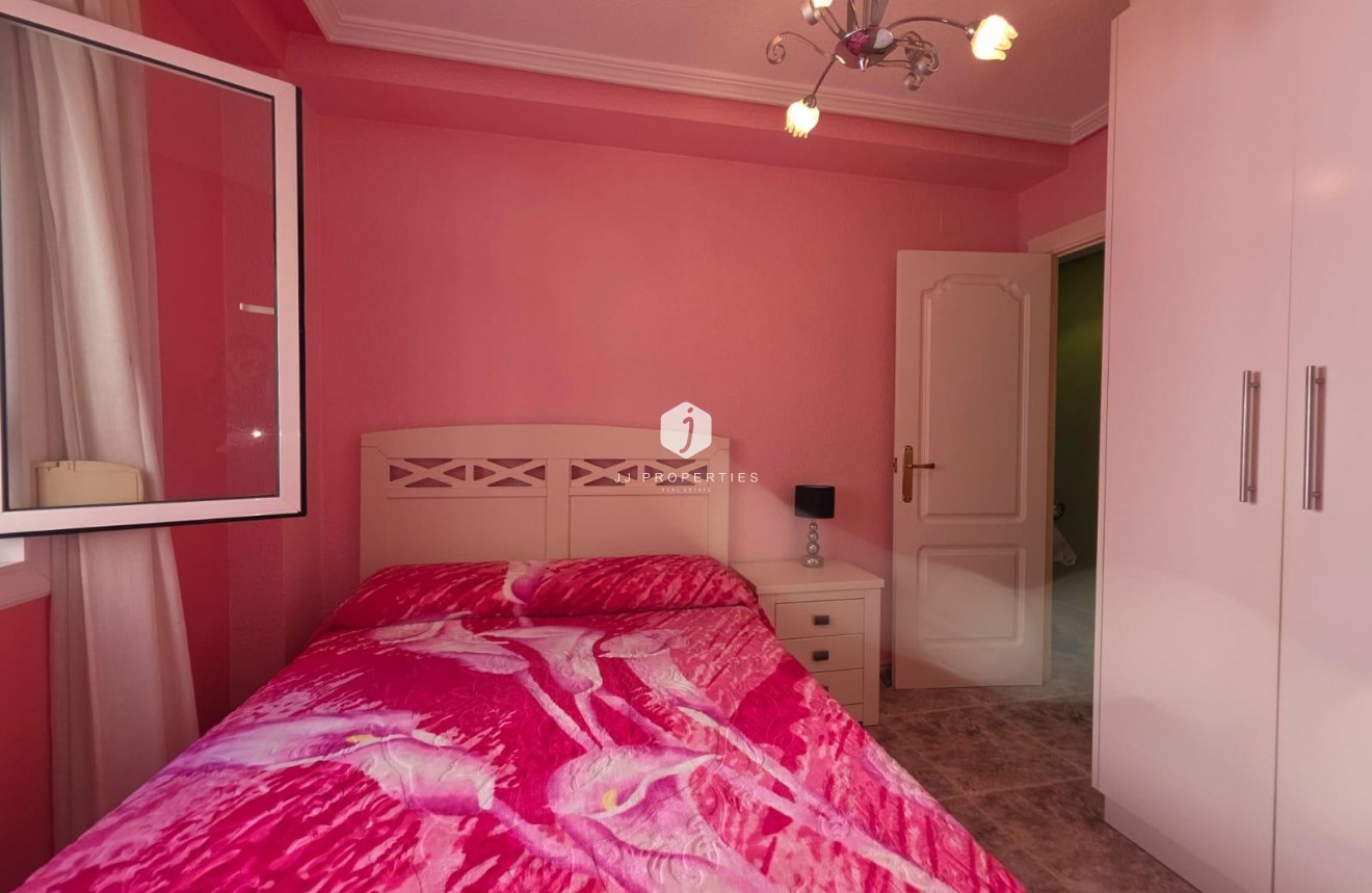 Segunda mano - Apartamento / piso -
Torrevieja - Acequion