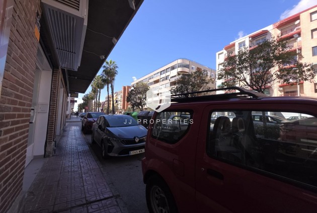 Segunda mano - Apartamento / piso -
Torrevieja - Acequion