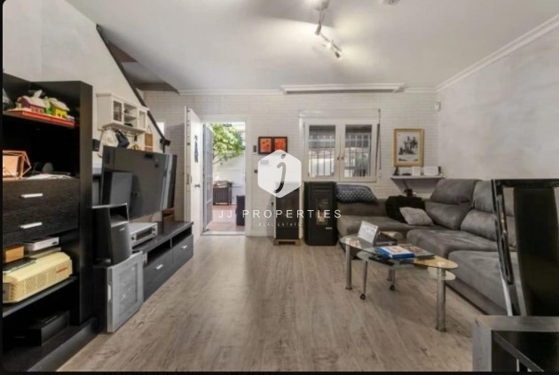 Segunda mano - Chalet -
Torrevieja - aguas nuevas