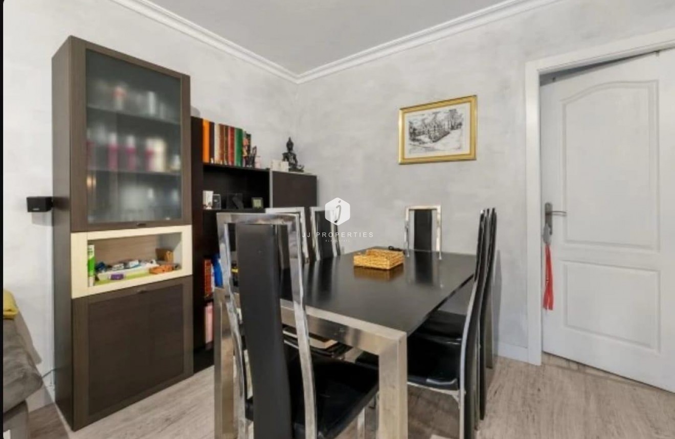 Segunda mano - Chalet -
Torrevieja - aguas nuevas