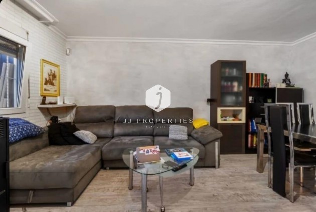 Segunda mano - Chalet -
Torrevieja - aguas nuevas