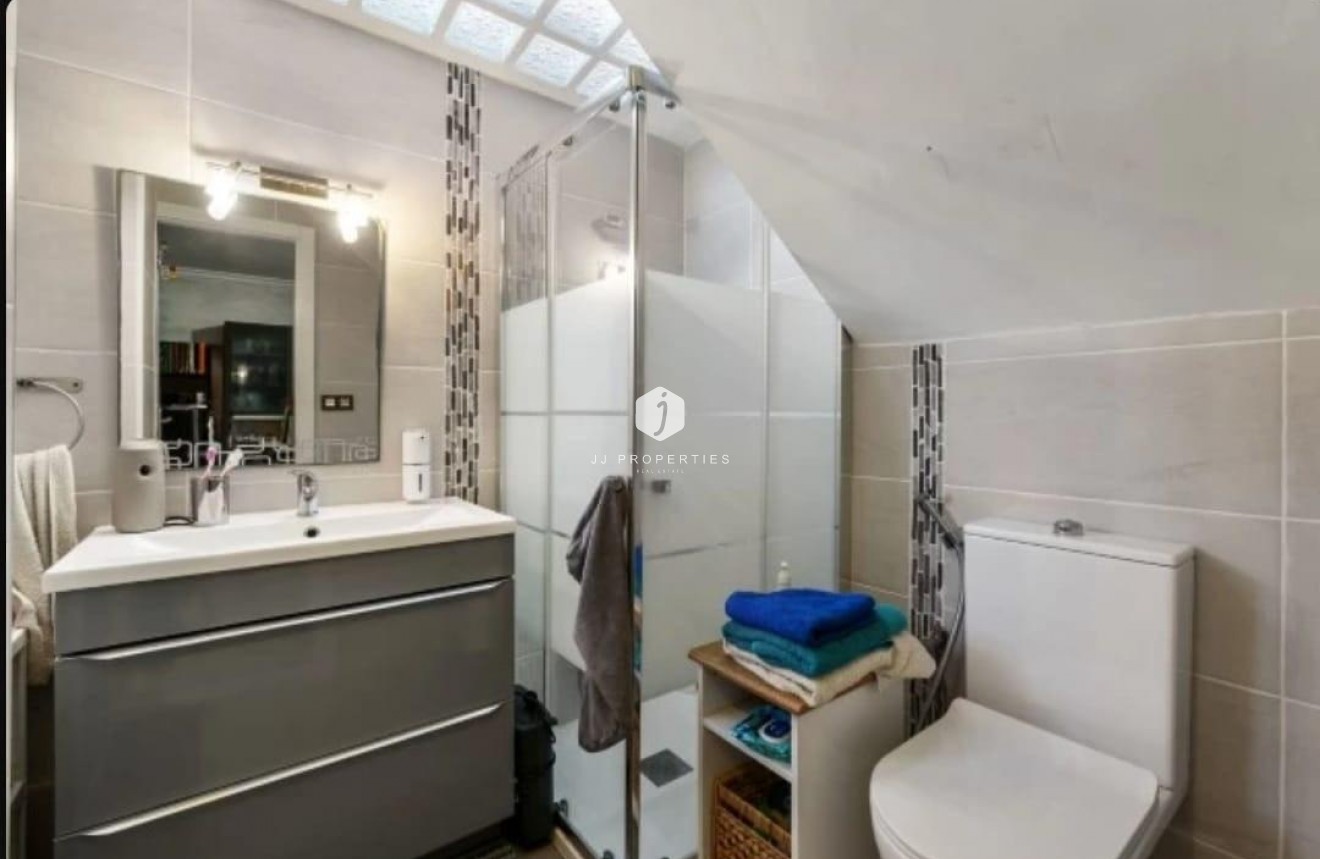 Segunda mano - Chalet -
Torrevieja - aguas nuevas