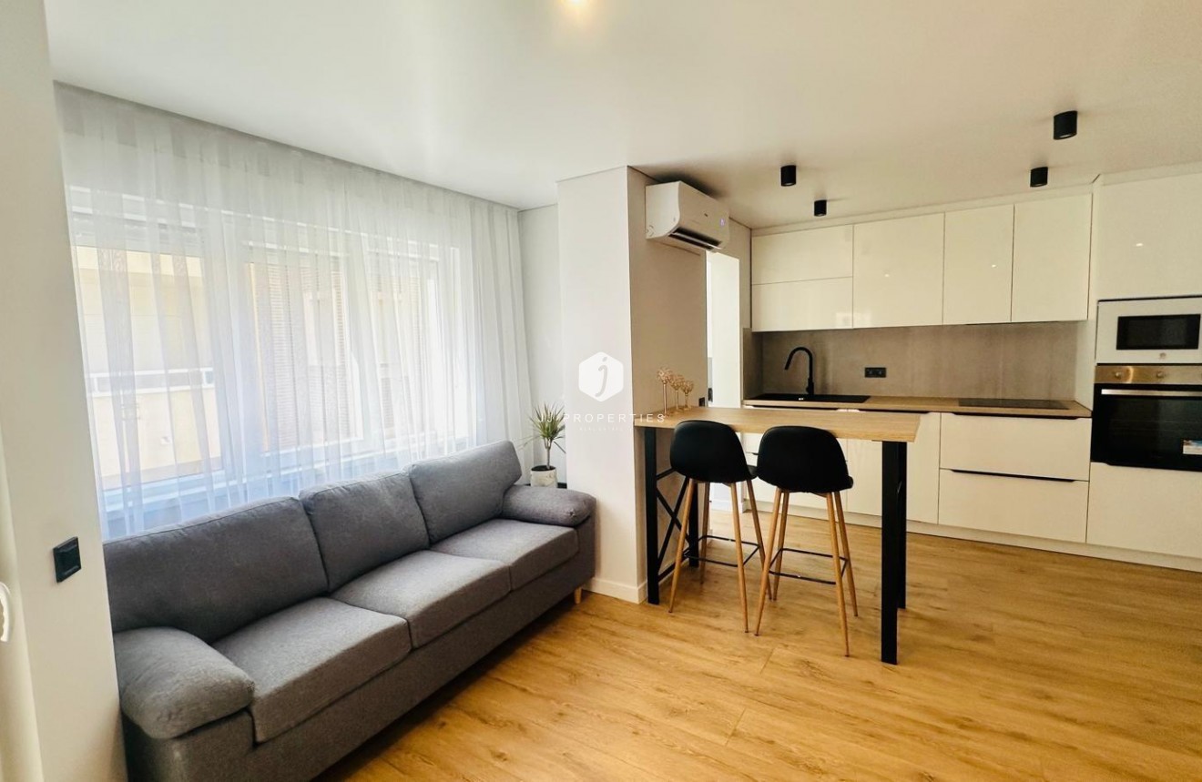 Segunda mano - Apartamento / piso -
Torrevieja - Playa del Cura