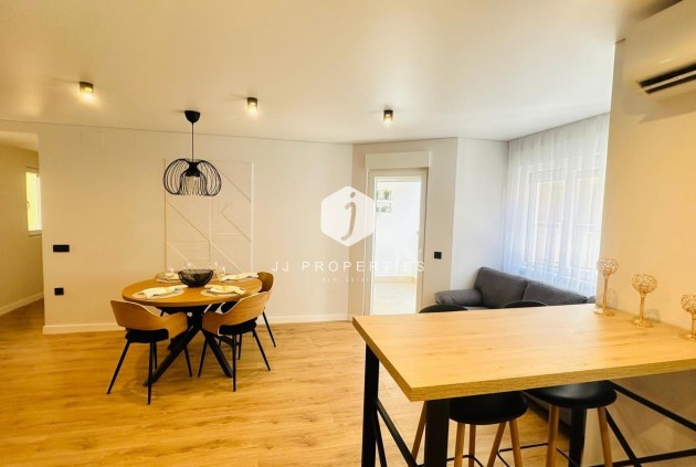 Segunda mano - Apartamento / piso -
Torrevieja - Playa del Cura