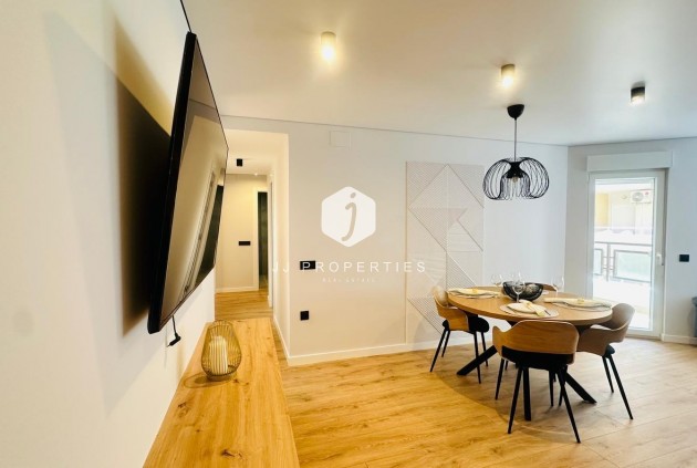 Segunda mano - Apartamento / piso -
Torrevieja - Playa del Cura