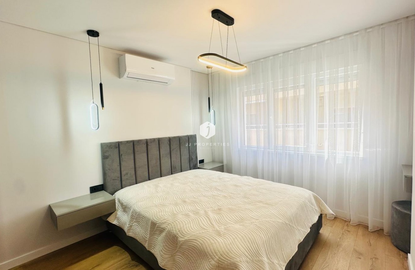 Segunda mano - Apartamento / piso -
Torrevieja - Playa del Cura