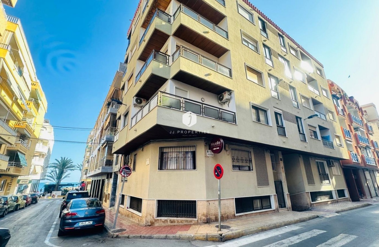 Segunda mano - Apartamento / piso -
Torrevieja - Playa del Cura