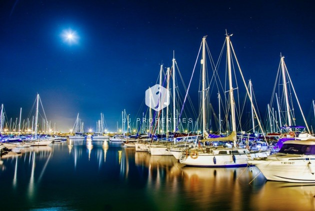 Segunda mano - Apartamento / piso -
Torrevieja - Playa del Cura