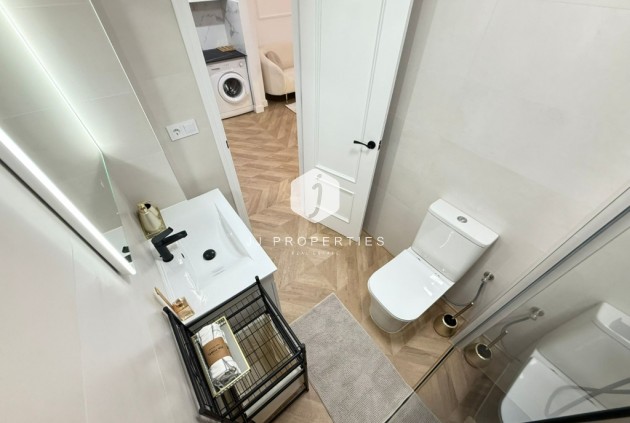 D'occasion - Appartement -
Torrevieja - Costa Blanca