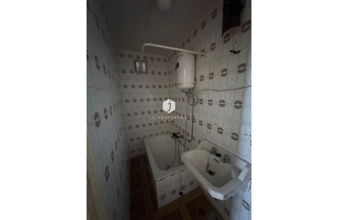 Segunda mano - Apartamento / piso -
Guardamar del Segura - Guardamar