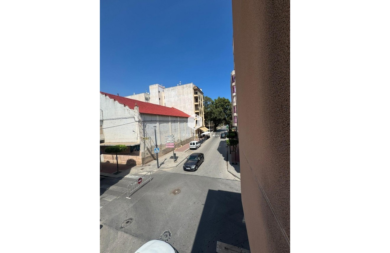 Segunda mano - Apartamento / piso -
Guardamar del Segura - Guardamar