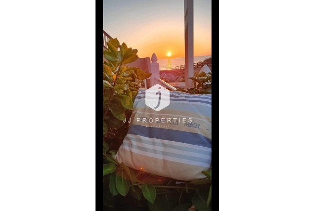 Segunda mano - Bungalow -
Torrevieja - La Mata