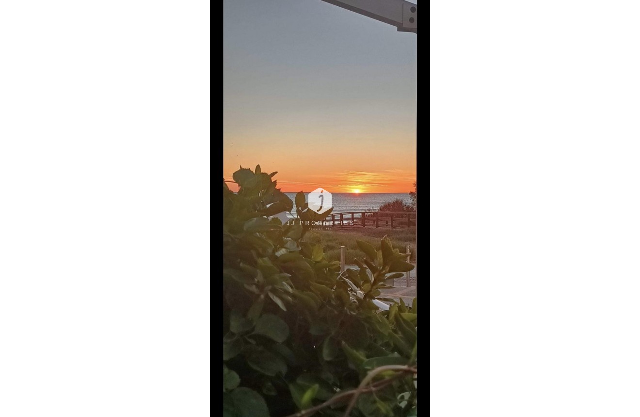 Segunda mano - Bungalow -
Torrevieja - La Mata