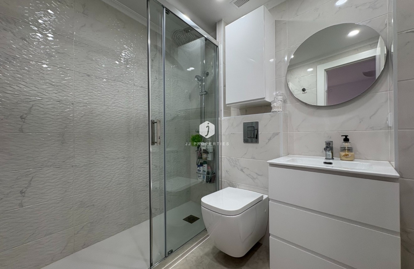 Segunda mano - Apartamento / piso -
Torrevieja - Costa Blanca