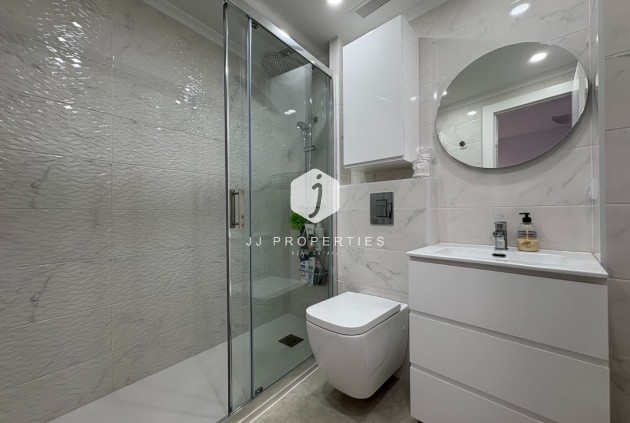 Segunda mano - Apartamento / piso -
Torrevieja - Costa Blanca