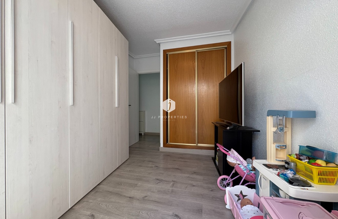 Segunda mano - Apartamento / piso -
Torrevieja - Costa Blanca