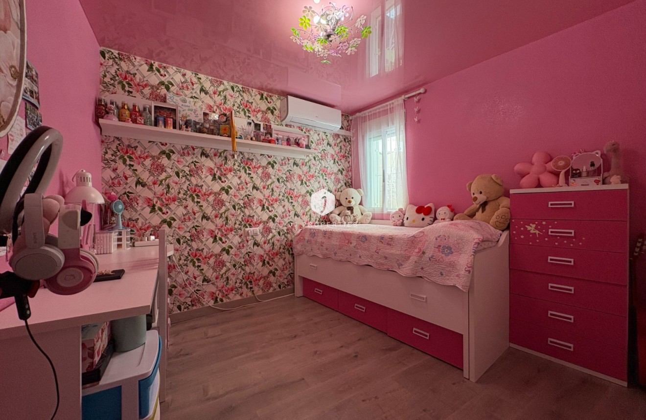 Segunda mano - Apartamento / piso -
Torrevieja - Costa Blanca