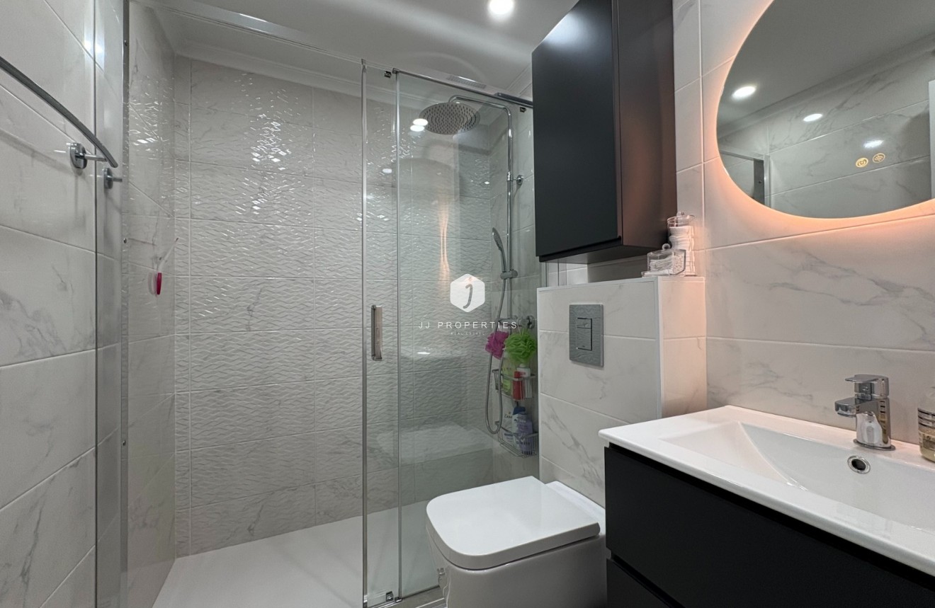 Segunda mano - Apartamento / piso -
Torrevieja - Costa Blanca