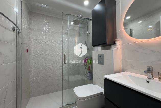 Segunda mano - Apartamento / piso -
Torrevieja - Costa Blanca