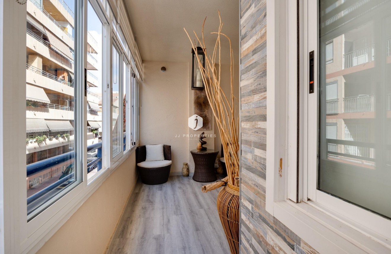 Segunda mano - Apartamento / piso -
Torrevieja - Acequion