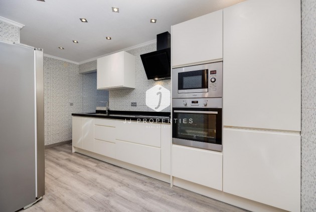 Segunda mano - Apartamento / piso -
Torrevieja - Acequion