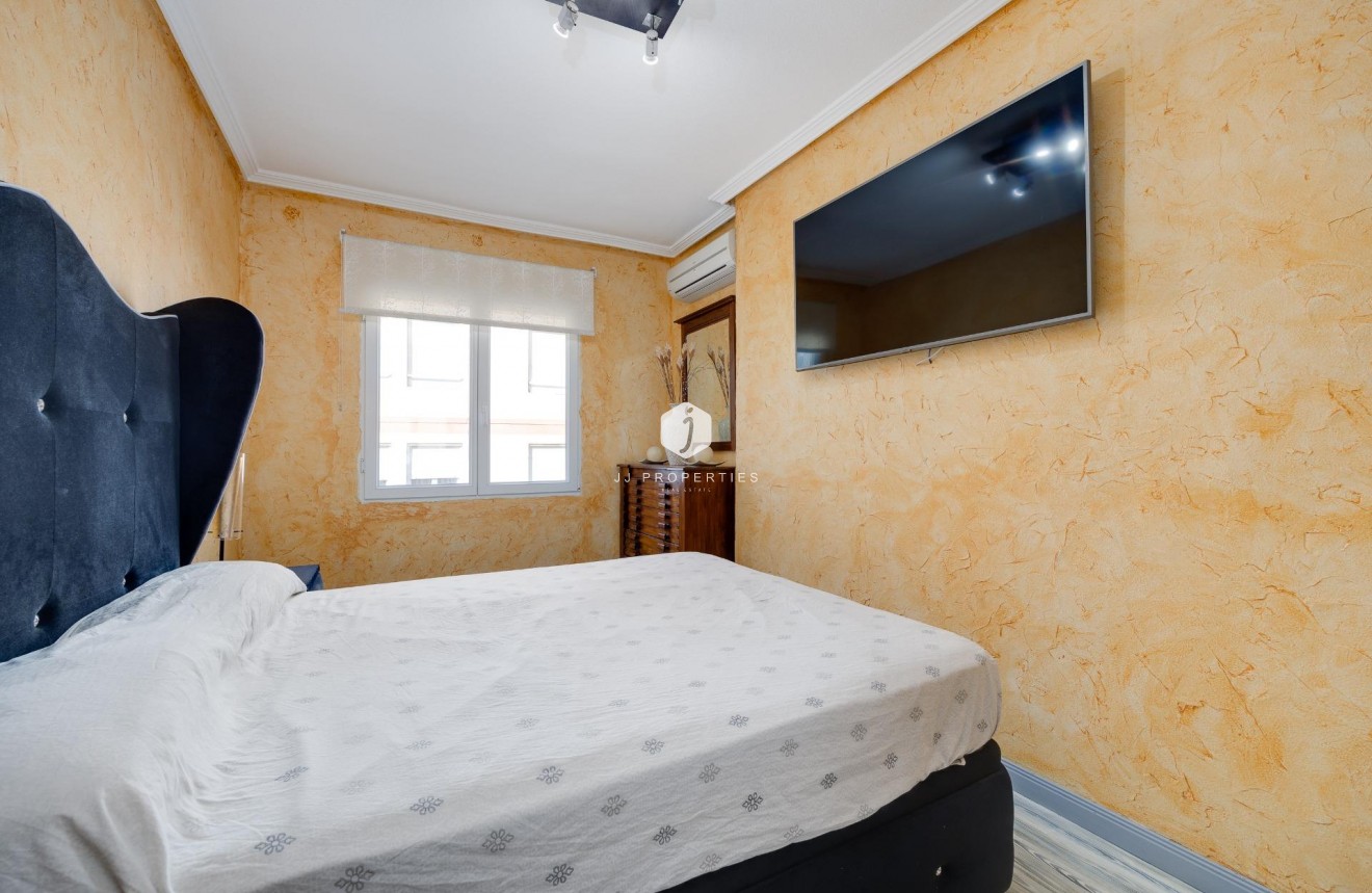 Segunda mano - Apartamento / piso -
Torrevieja - Acequion