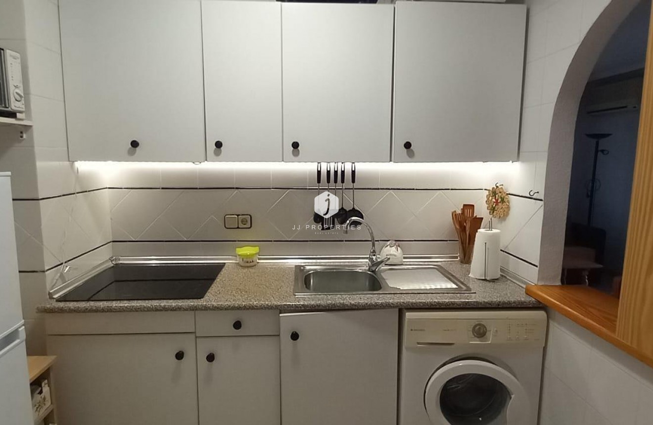 Segunda mano - Ático -
Torrevieja - El Acequión - Los Náufragos