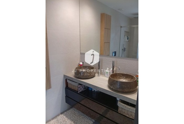 Aus zweiter Hand - Villa -
Algorfa - La finca golf