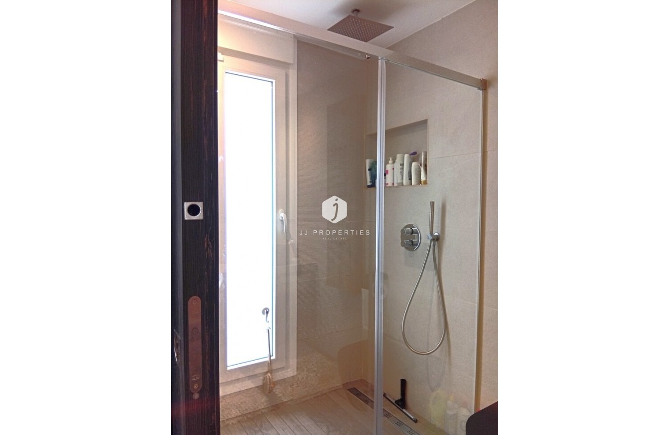 Aus zweiter Hand - Villa -
Algorfa - La finca golf