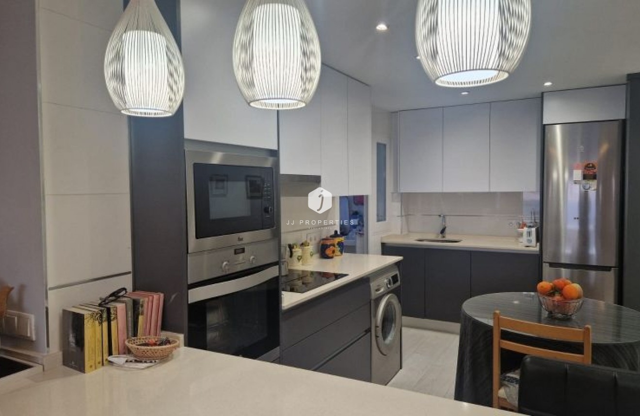 Segunda mano - Apartamento / piso -
Torrevieja - Costa Blanca