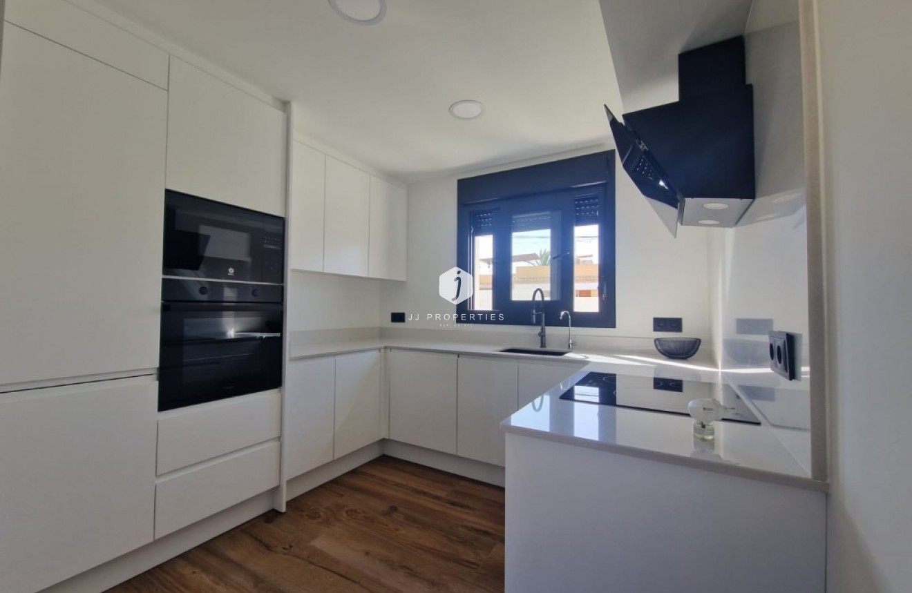 Segunda mano - Villa -
Los Balcones - Costa Blanca