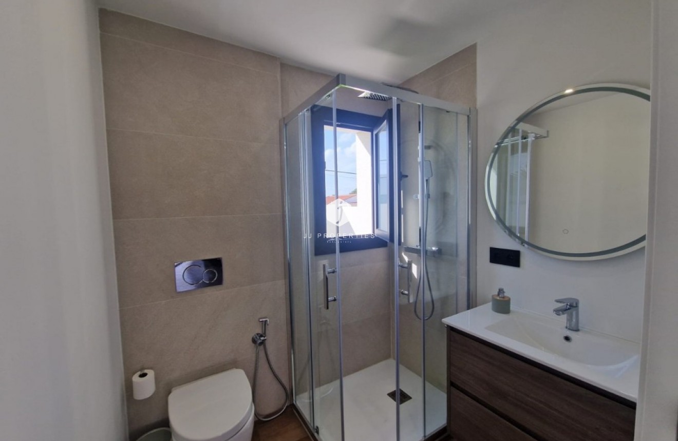 Segunda mano - Villa -
Los Balcones - Costa Blanca