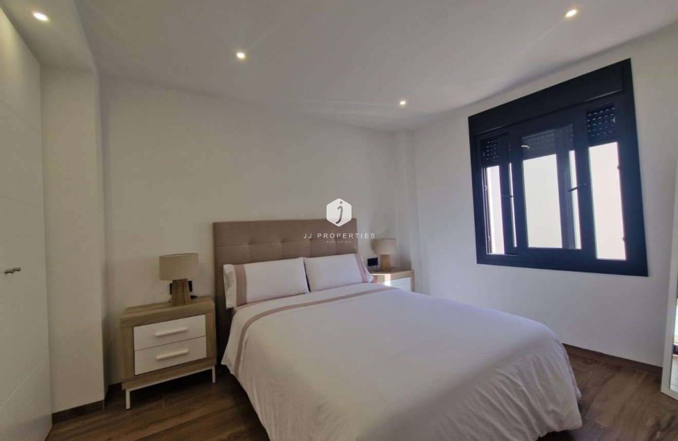 Segunda mano - Villa -
Los Balcones - Costa Blanca