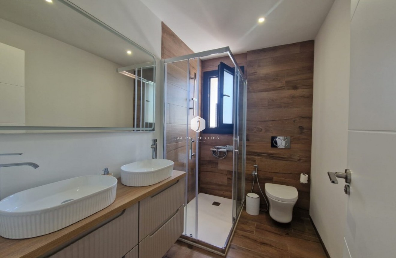 Segunda mano - Villa -
Los Balcones - Costa Blanca