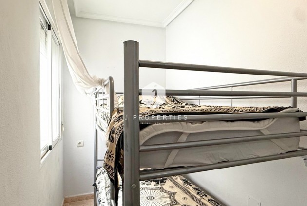 Segunda mano - Apartamento / piso -
Torrevieja - Costa Blanca