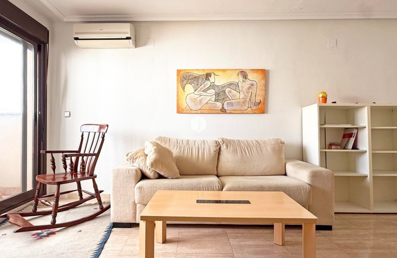 D'occasion - Appartement -
Torrevieja - Costa Blanca