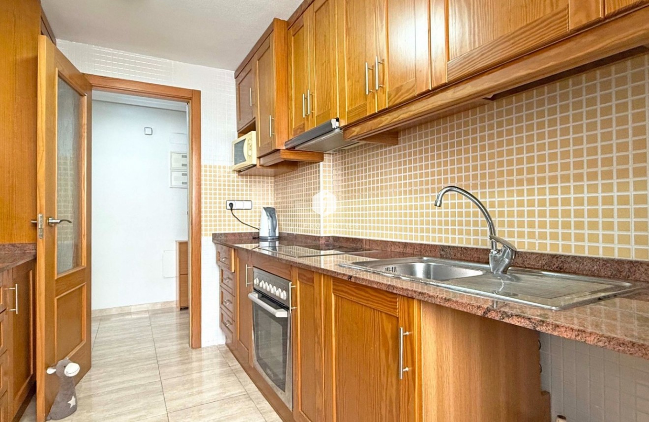 D'occasion - Appartement -
Torrevieja - Costa Blanca