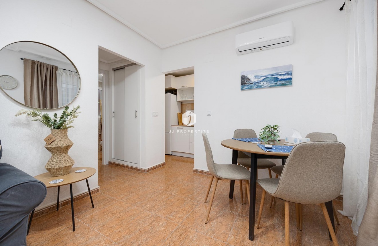 Segunda mano - Apartamento / piso -
Torrevieja - Costa Blanca