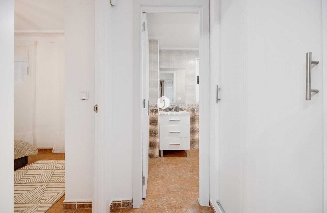 Segunda mano - Apartamento / piso -
Torrevieja - Costa Blanca