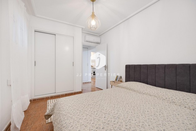 Segunda mano - Apartamento / piso -
Torrevieja - Costa Blanca