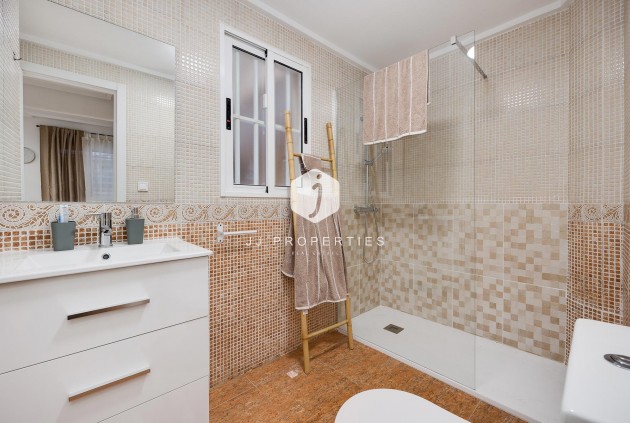 Segunda mano - Apartamento / piso -
Torrevieja - Costa Blanca