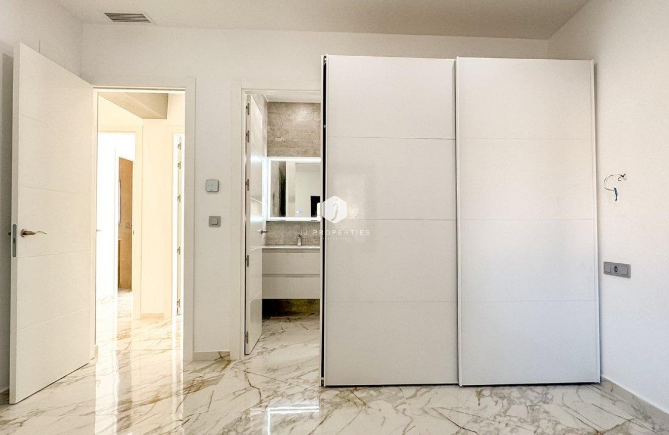 Aus zweiter Hand - Villa -
Torrevieja - Los Balcones - Los Altos del Edén